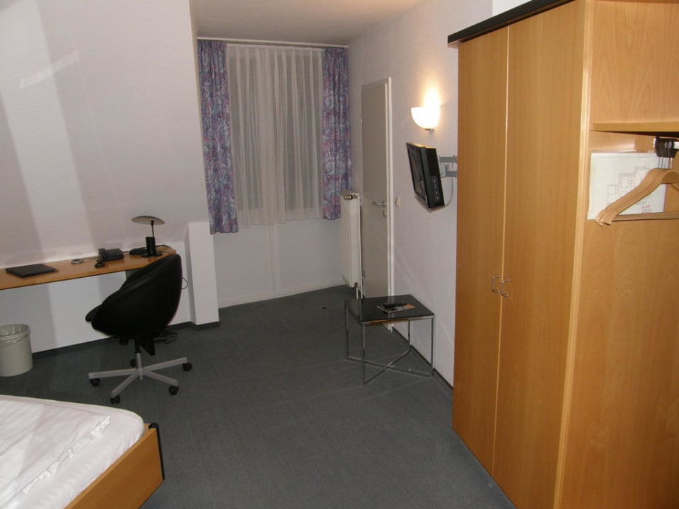 Einzelzimmer Nr. 37 Hotel Am Braunen Hirsch