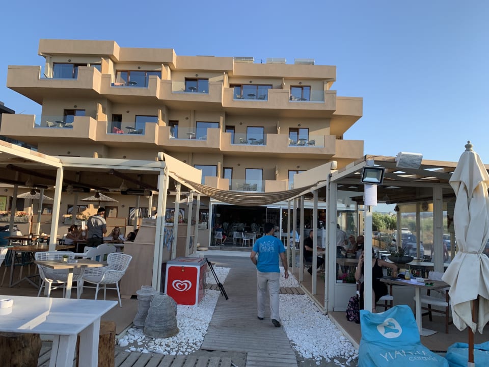 Strand Yianna Caravel By Checkin