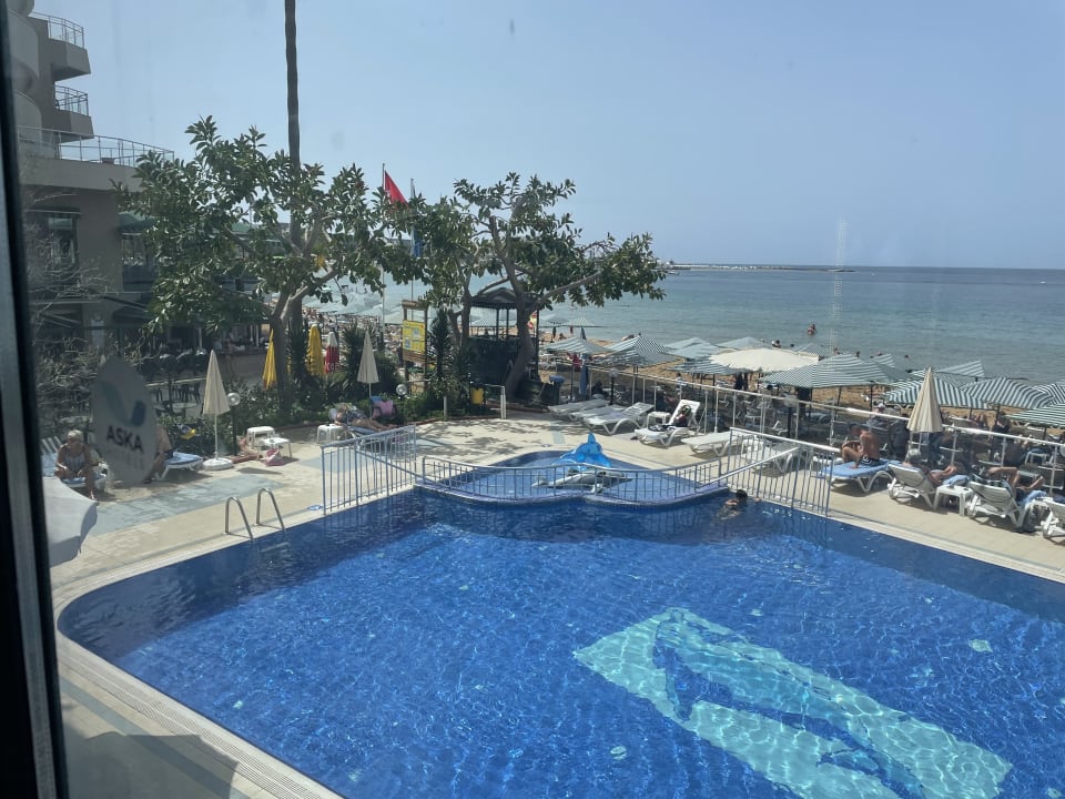 Pool Aska Hotel Just in Beach