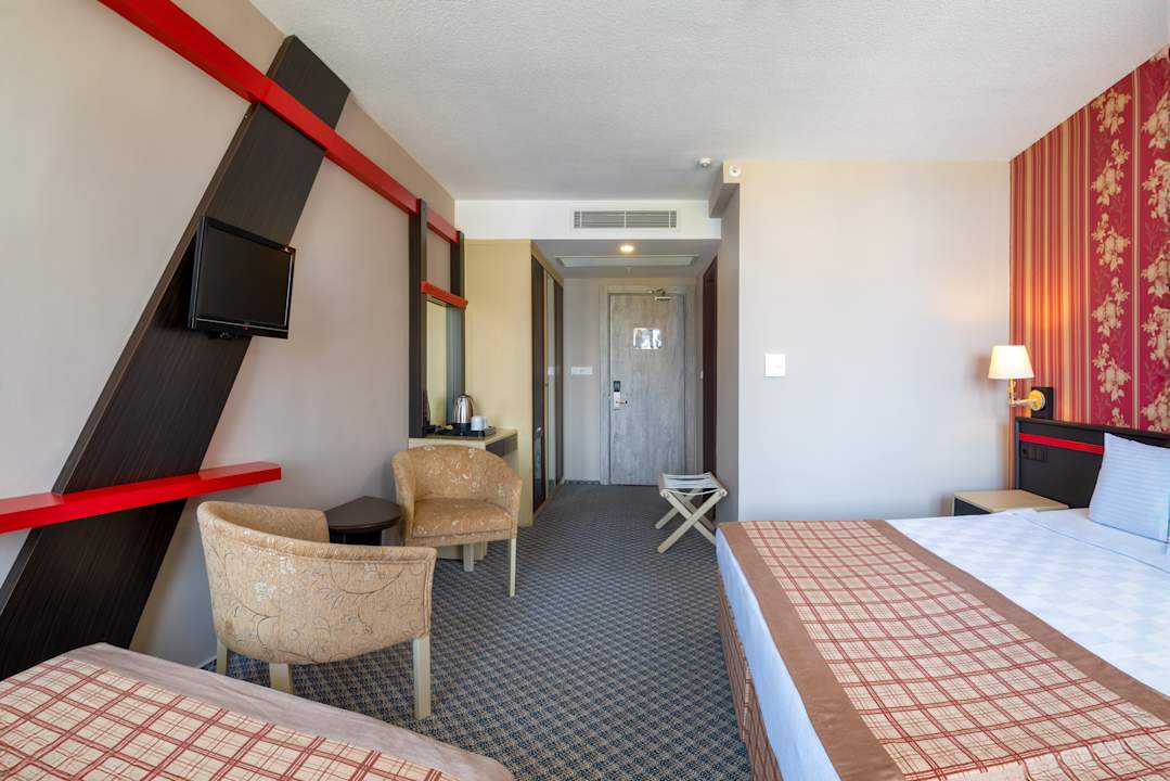 Zimmer Senza Sunset Beach Hotel