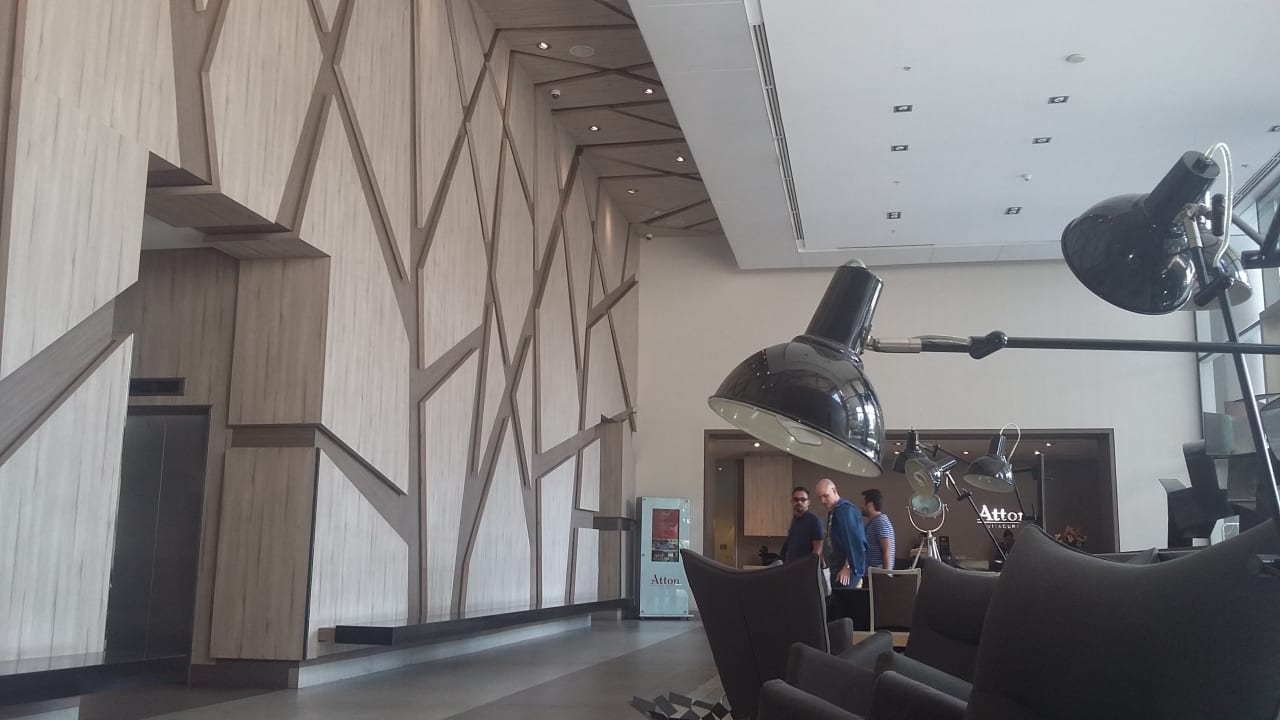 Lobby Pullman Santiago Vitacura