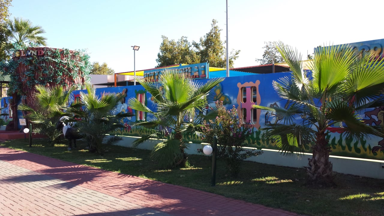 Kids-Club   VONRESORT Golden Beach