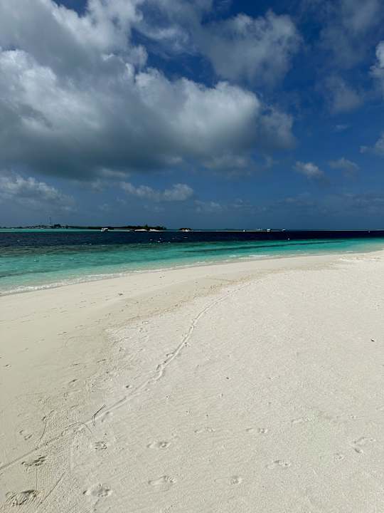 Strand Vilamendhoo Island Resort & Spa