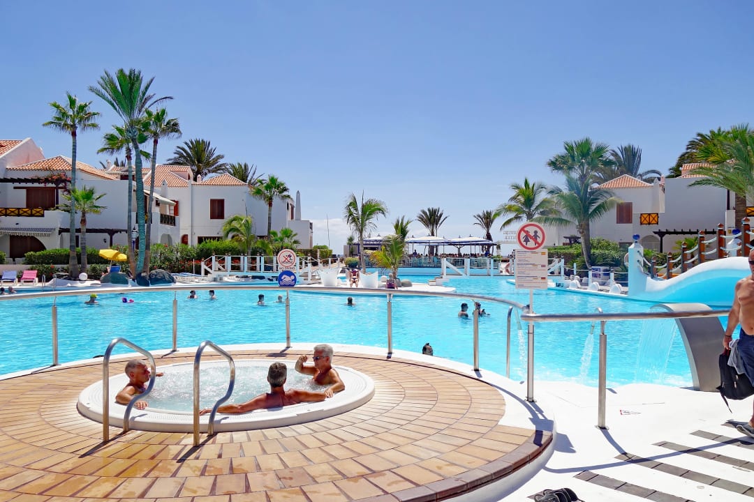 Pool-Blick Parque Santiago III Official