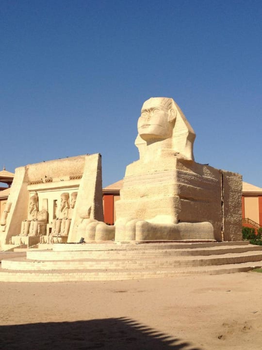 Arena wo die Alf Leila Show stattfindet Pickalbatros Alf Leila Wa Leila Resort - Neverland Hurghada