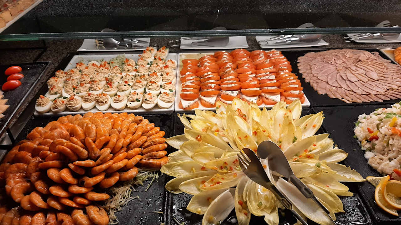 Gastro Hotel Riu Karamboa