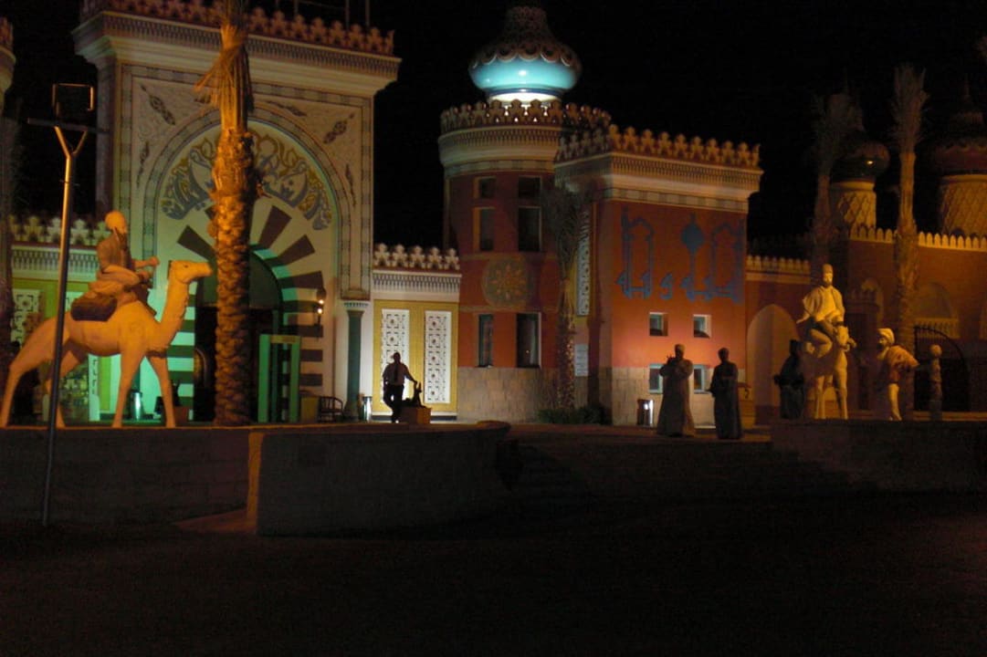 Hoteleingang Pickalbatros Alf Leila Wa Leila Resort - Neverland Hurghada