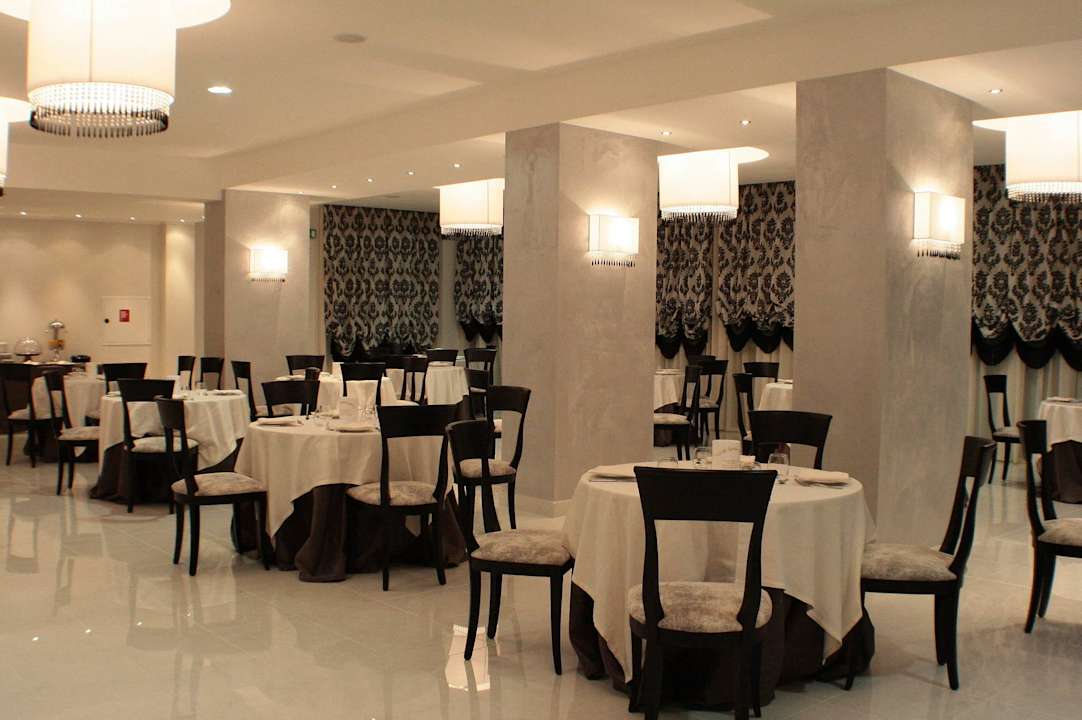 Sala Luxury Hotel Il Duca Del Sannio