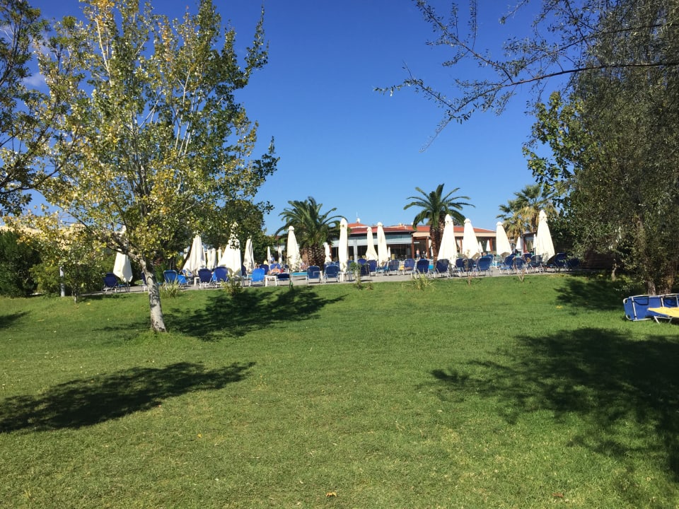 Gartenanlage alltoura Club Hotel Poseidon Palace