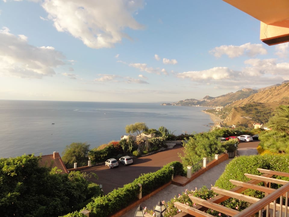 Blick vom Balkon Capo dei Greci Taormina Coast Resort Hotel & Spa