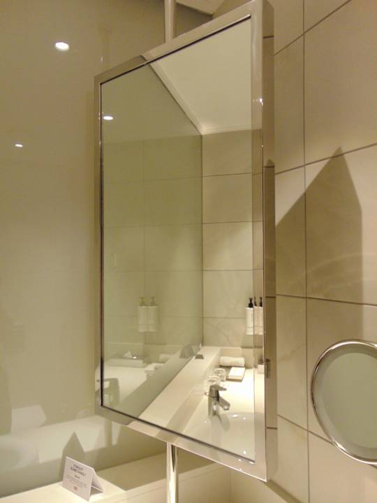 Zimmer Crowne Plaza Nairobi Airport