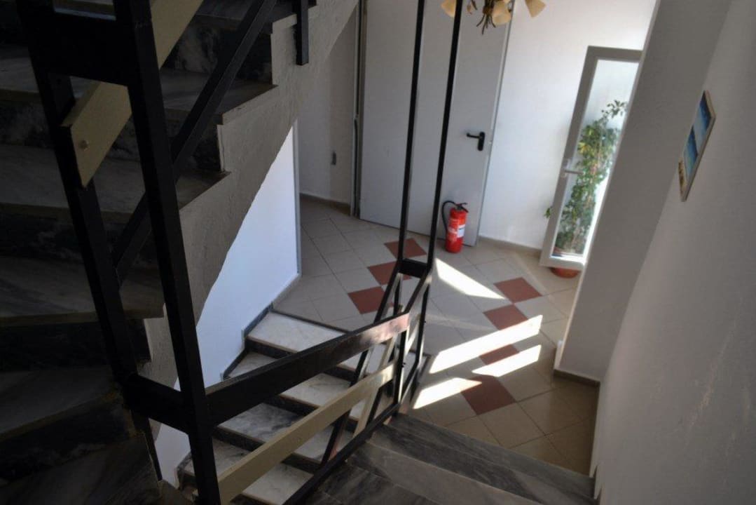 Klatka schodowa Hotel AKTI Arilla