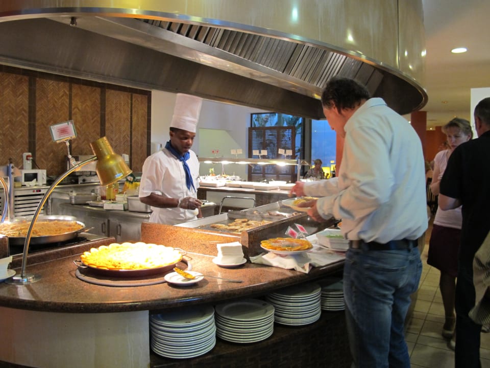 Der Koch am Plancha Hotel Costa Calero