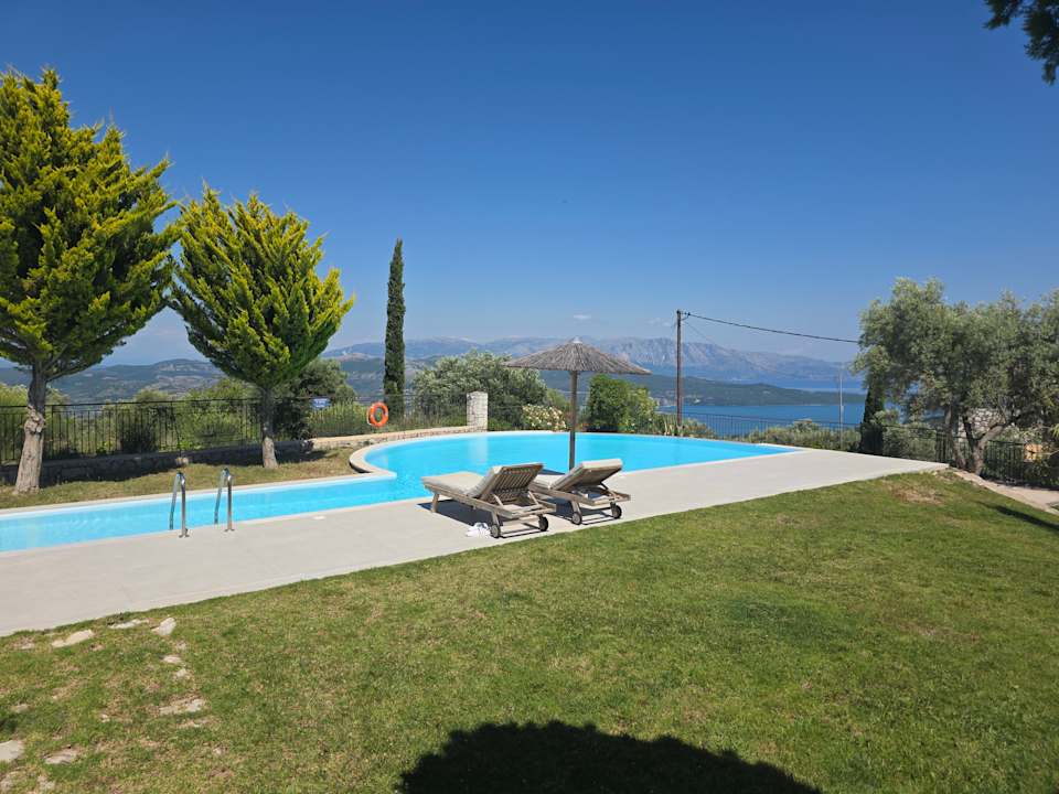 Außenansicht Anemones Villas by Omikron Selections