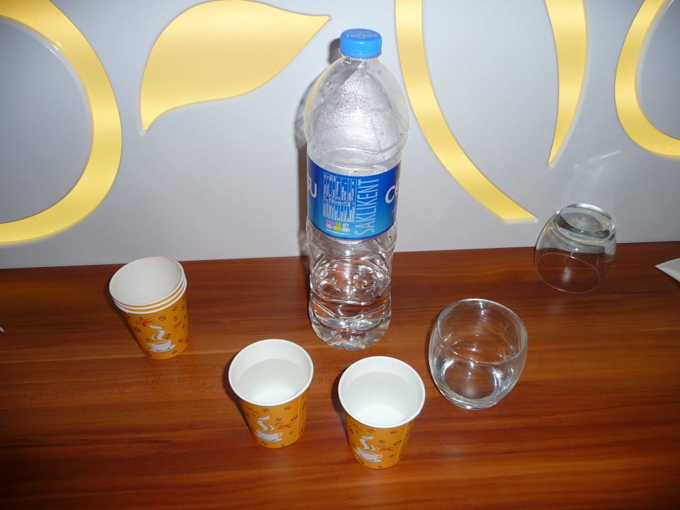 Gläsertausch nur auf Nachfrage Vikingen Infinity Resort & Spa