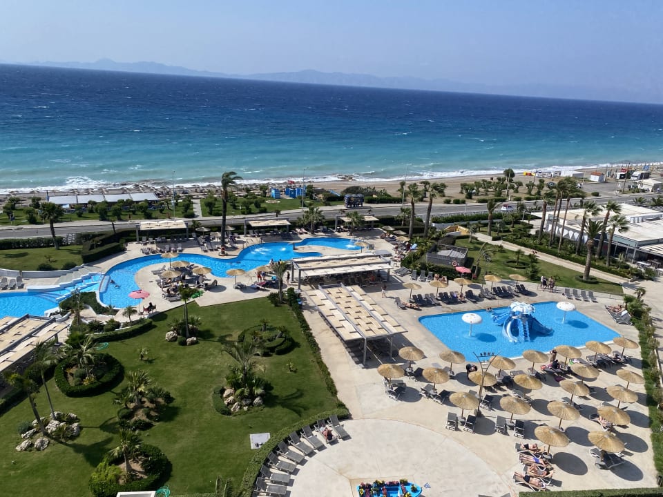 Ausblick Akti Imperial Deluxe Resort & Spa Dolce by Wyndham