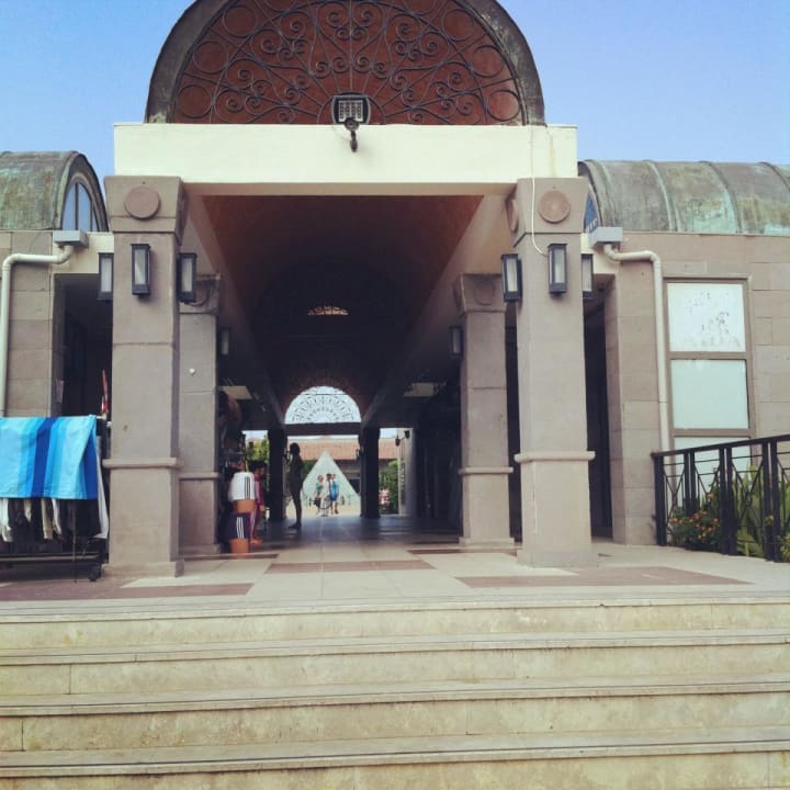 Einkaufspassage TUI KIDS CLUB Felicia Village