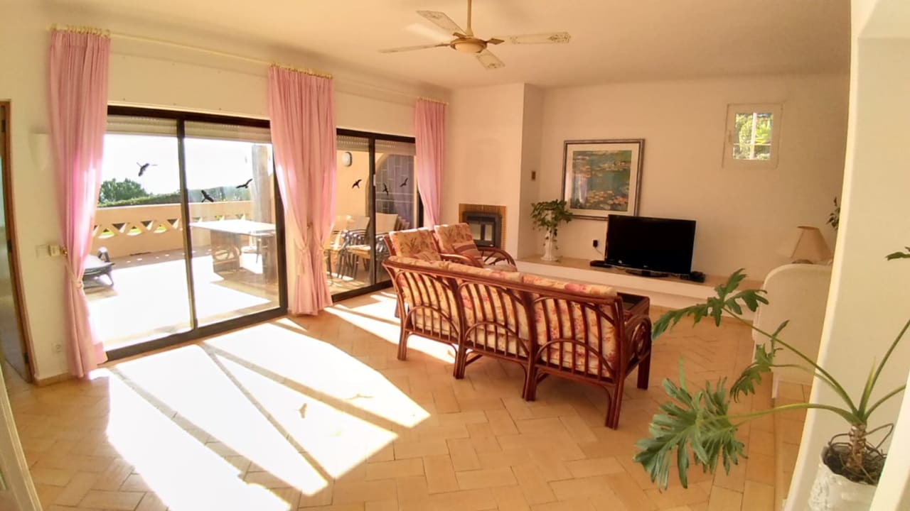 Zimmer Apartments Buganvilia