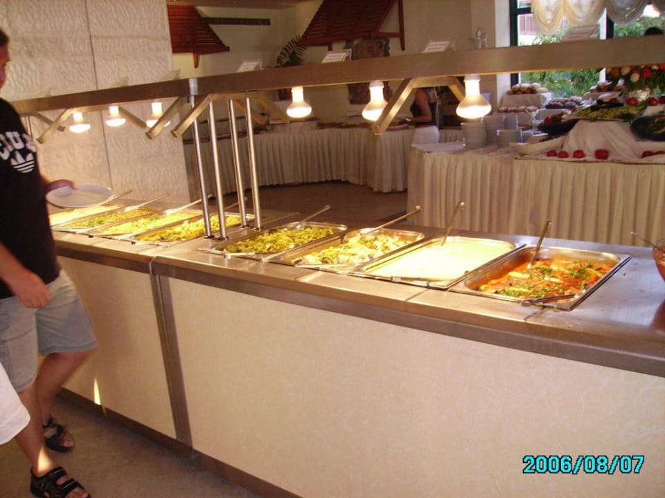Buffet Aska Hotel Just in Beach