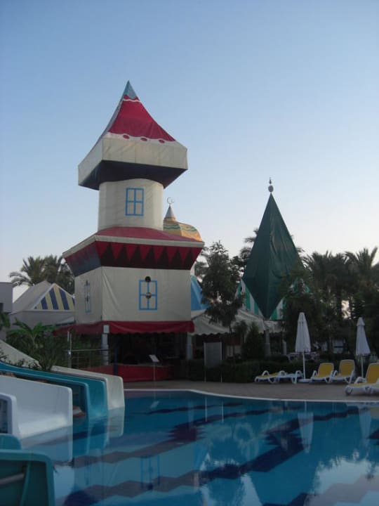Kinderclub - Außenansicht Hotel Delphin Diva