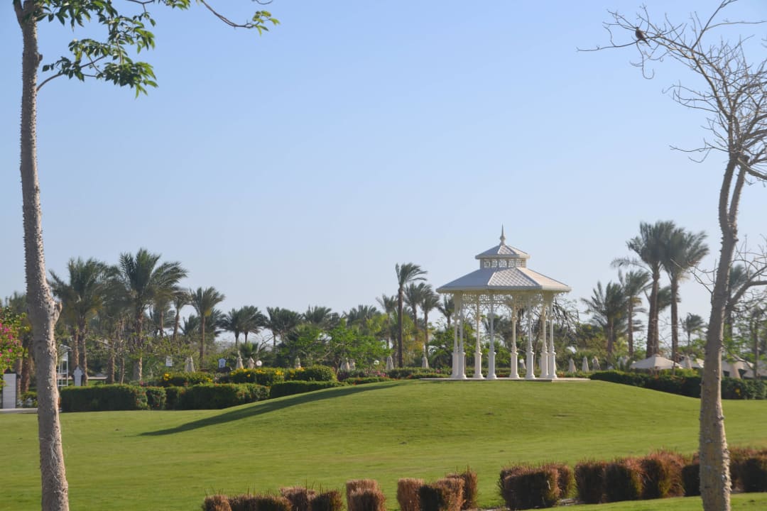 Auf dem Weg zum Strand Steigenberger Aqua Magic