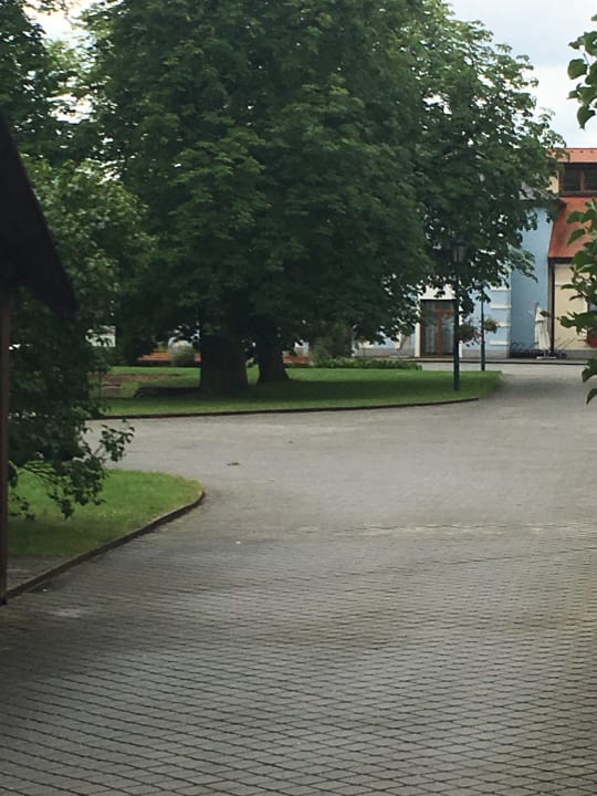 Gartenanlage Hotel Darovansky Dvur - Wellness & Golf