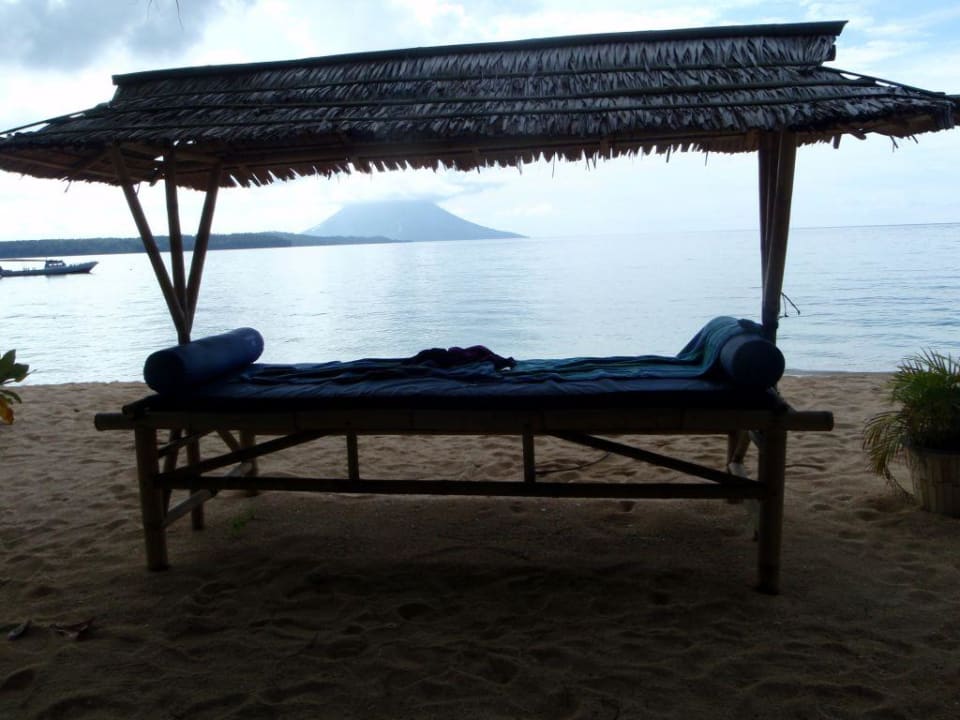 Liege am Strand Hotel Siladen Resort & Spa