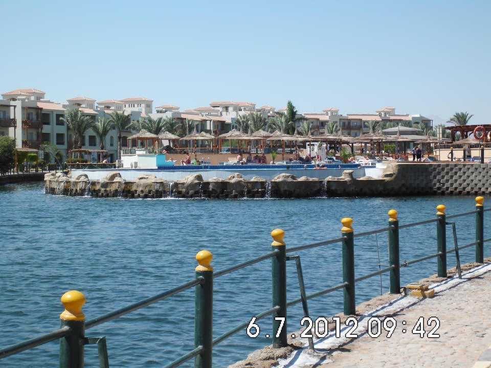 Blick auf den Ruhepool Pickalbatros Dana Beach Resort - Hurghada