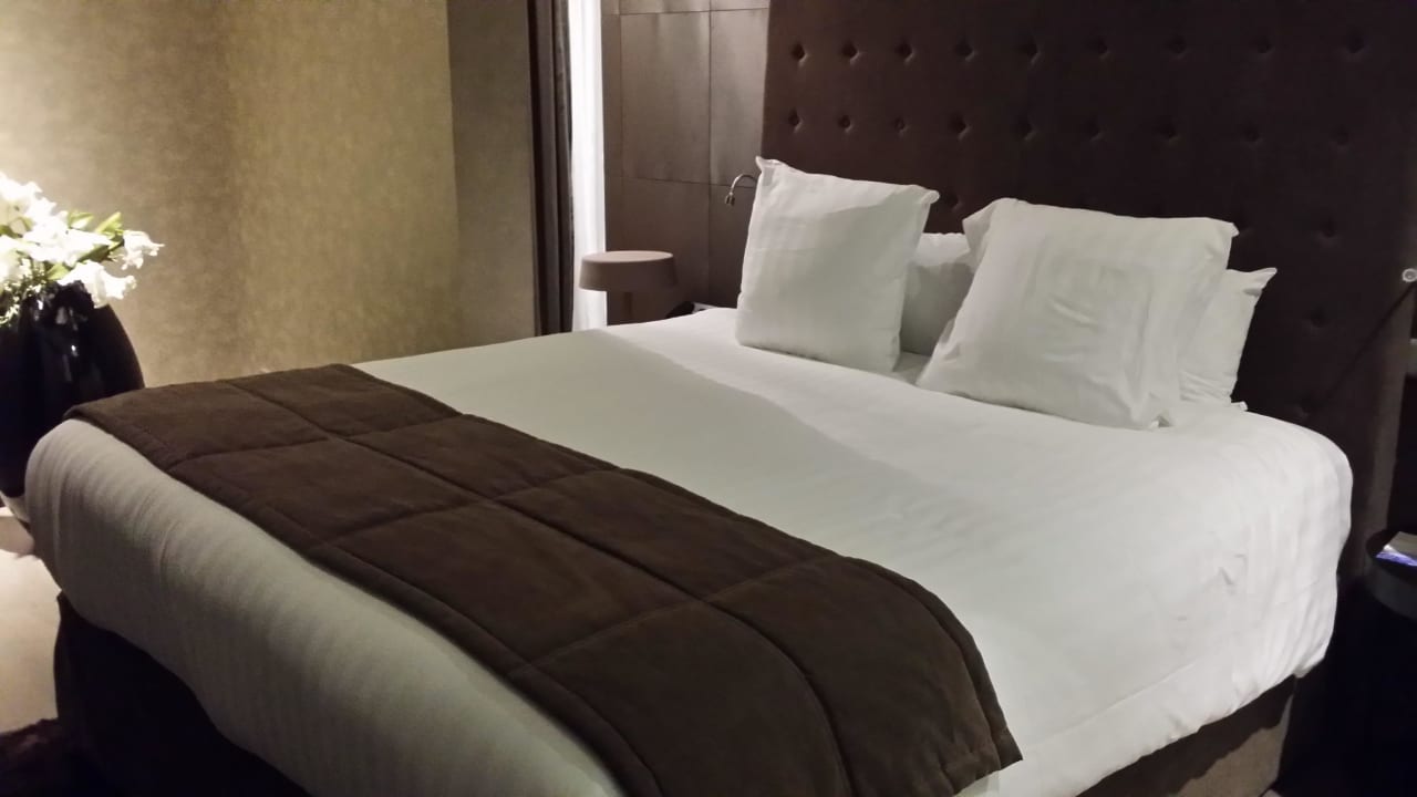 Bed The Canvas Hotel Dubai MGallery By Sofitel