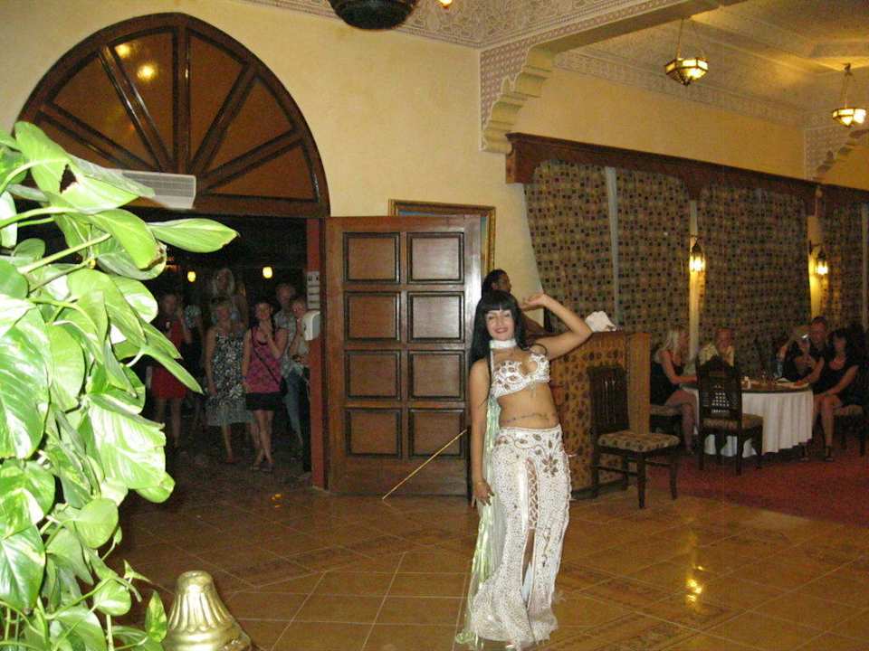 Spezialdinner Pickalbatros Alf Leila Wa Leila Resort - Neverland Hurghada