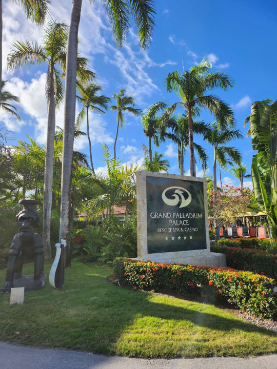 Gartenanlage Hotel Grand Palladium Palace Resort, Spa & Casino