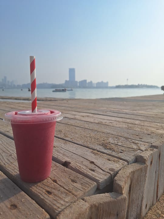 Strand Aloft Palm Jumeirah