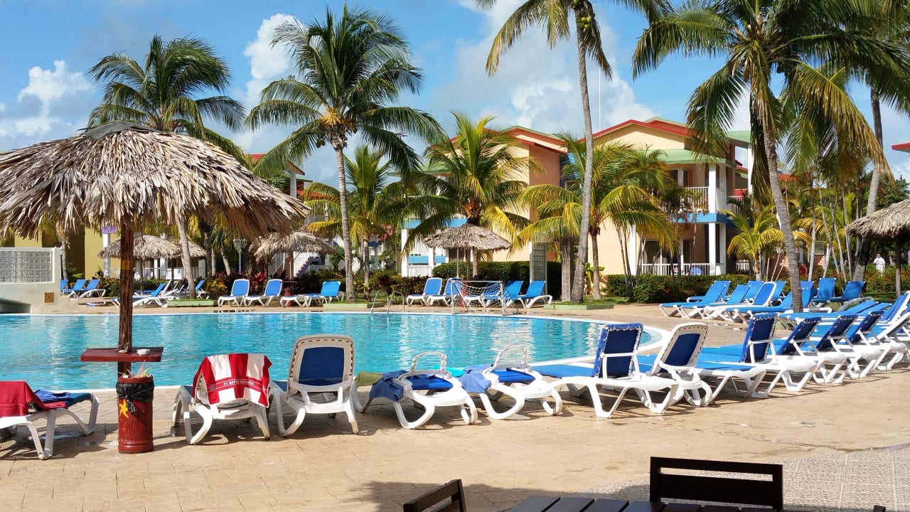 Blick auf einen Teil des Pools Iberostar Origin Taínos