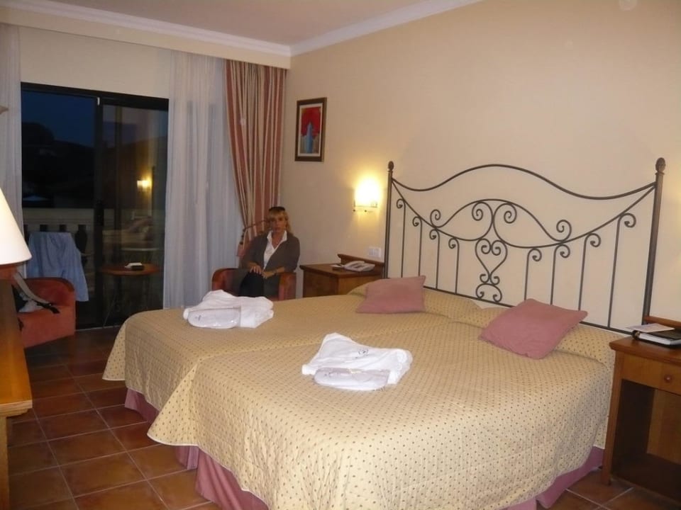 Bett Mon Port Hotel & Spa