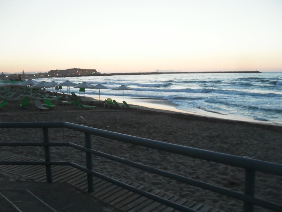Plaża koło hotelu Hotel Kleoniki Mare