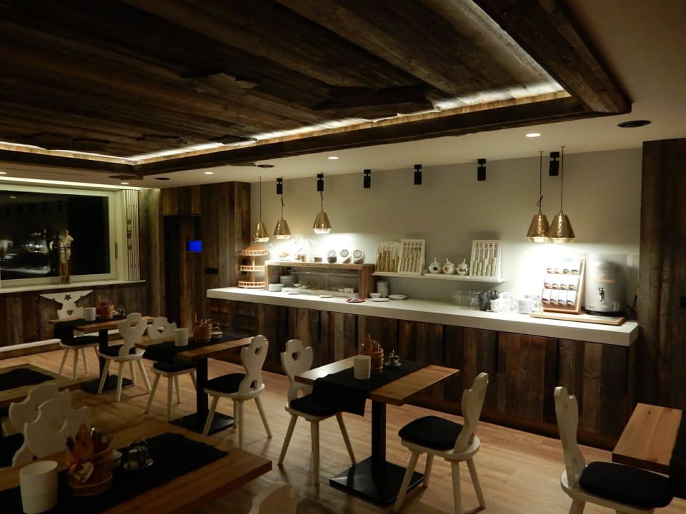 Panorama - Frühstücksraum MONDI Hotel Axams