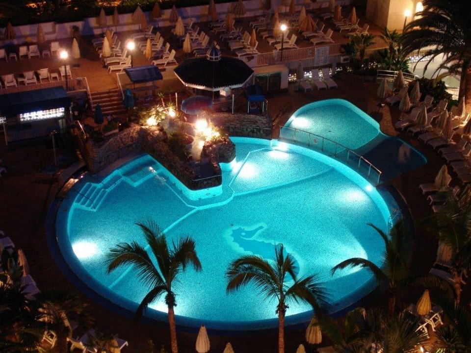 Zentraler Pool Seaside Hotel Sandy Beach