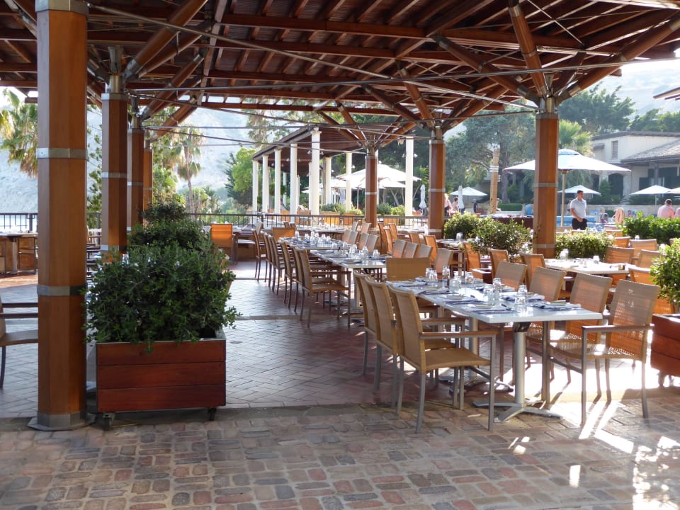 Restaurant neben dem Pool Columbia Beach Resort