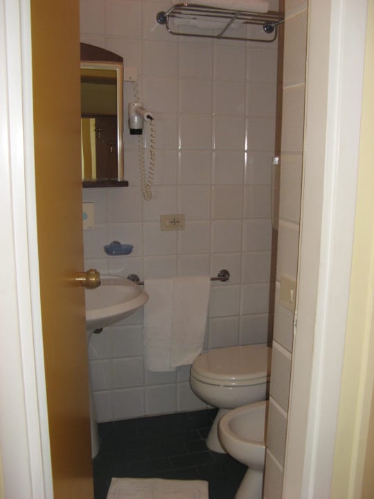 Badezimmer Hotel Germania