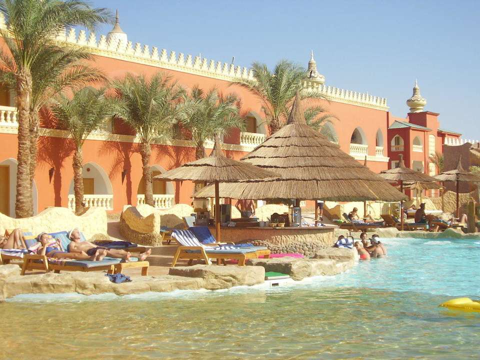 Активный бассейн Pickalbatros Alf Leila Wa Leila Resort - Neverland Hurghada