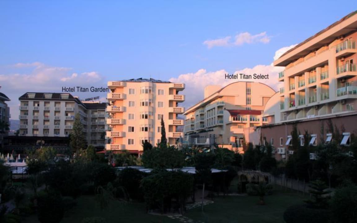 Vom Garten aus gesehen Solivia Hotel