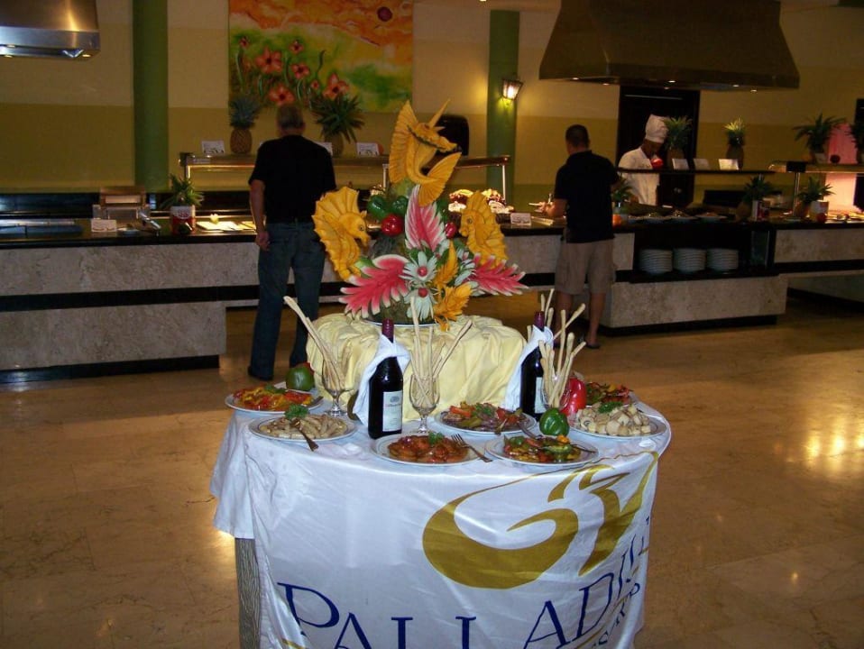 Lecker Vorspeisen Hotel Grand Palladium Palace Resort, Spa & Casino