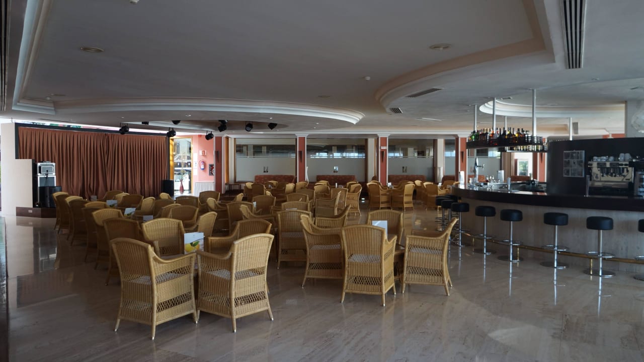 Bar und Abendshows/Animation Hipotels La Geria