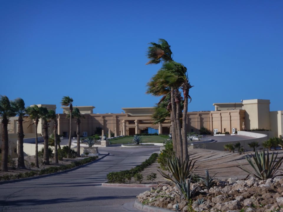 Frontseite des Hotels Hotel Sheraton Soma Bay Resort