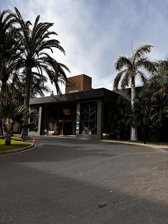 Außenansicht Hotel Riu Palace Oasis