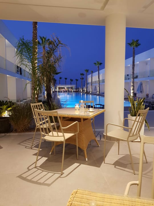 Pool White Dreams Resort & Anex