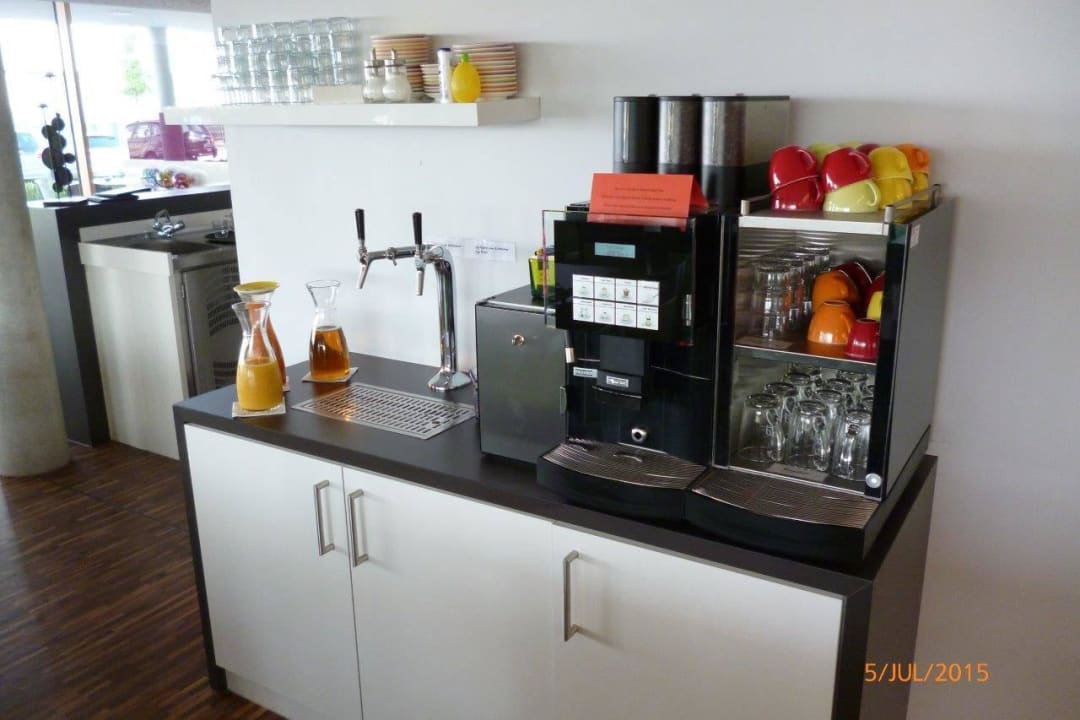 Kaffeeautomat und Getränke Hotel IQ Ulm