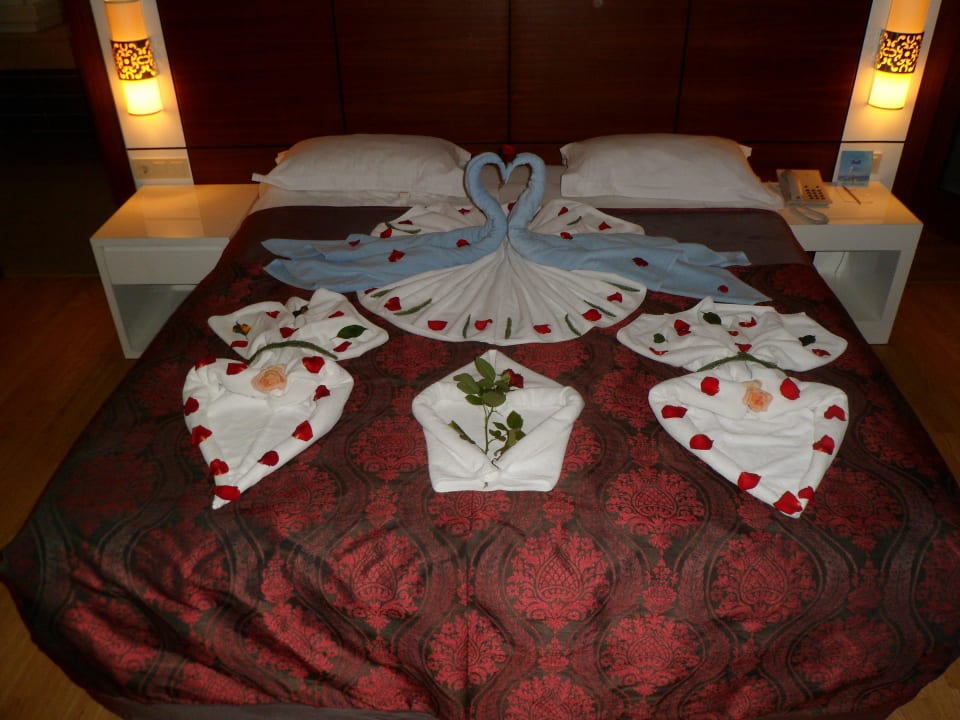 Bett Seaden Sea World Resort & Spa