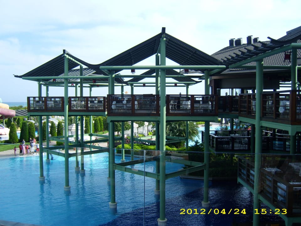 Oben Essenterrasse Limak Lara Deluxe Hotel & Resort
