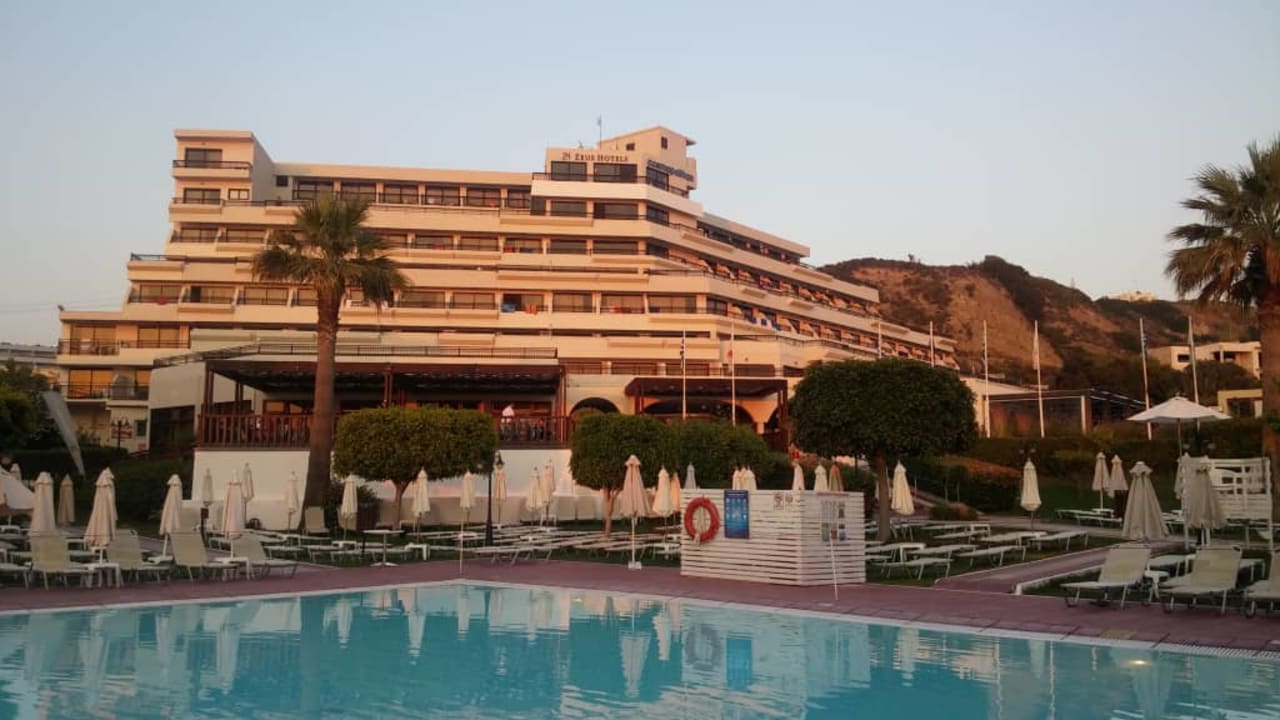 Hotel z zewnątrz Sol Cosmopolitan Rhodes